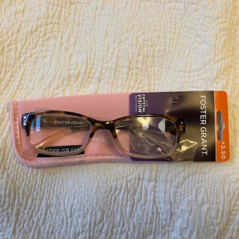 Foster Grant 2.50 Reading Glasses NWT